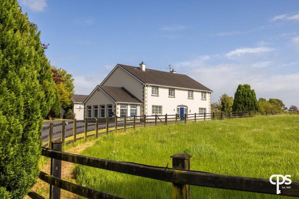 111 Tullyvar Road, Aughnacloy, BT69 6BL