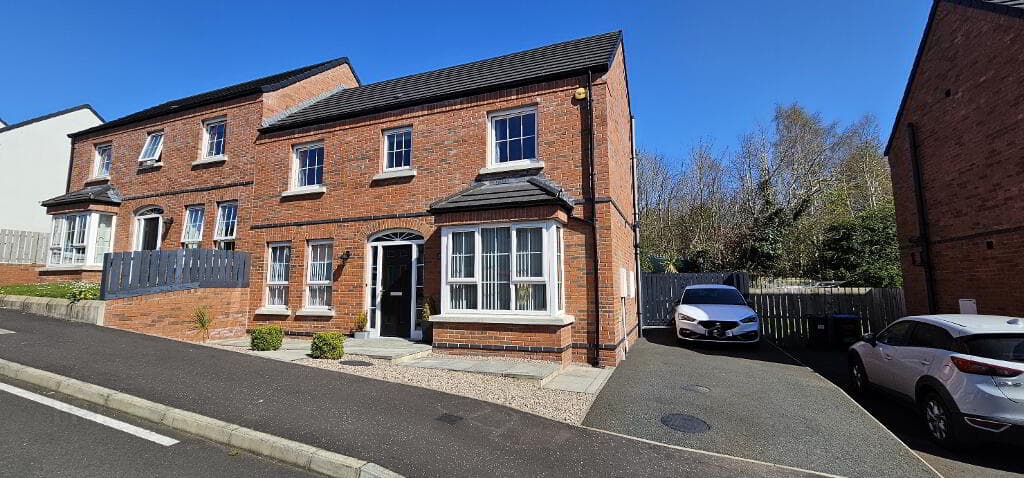 111 Fairview Farm Road, Ballyclare, BT39 9LB
