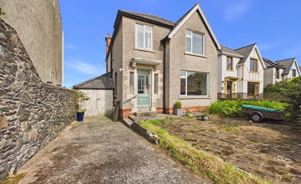 1 Braemar Park, Bangor, BT20 5HZ