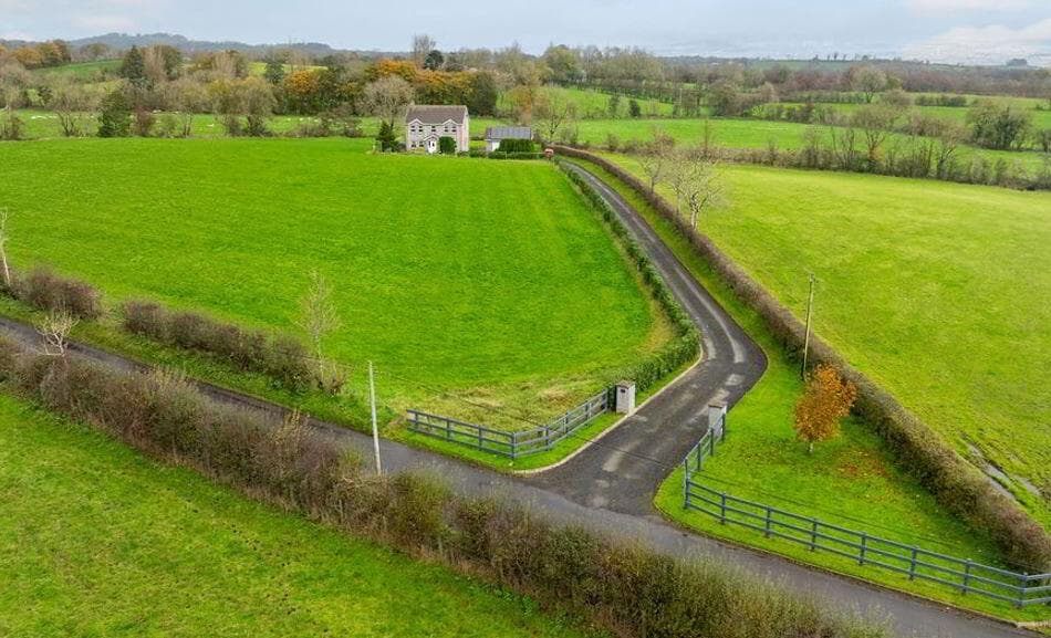 71 Carclinty Road, Cullybackey, Ballymena, BT42 1PJ