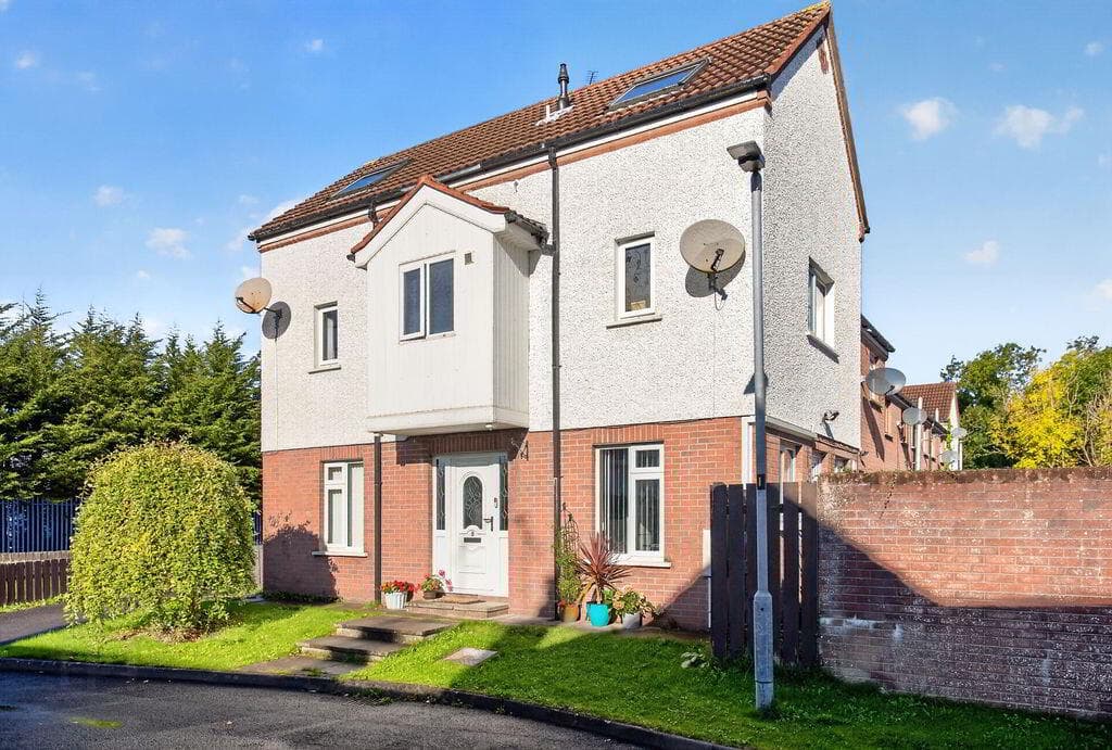 8 The Isles, Antrim, BT41 4UR