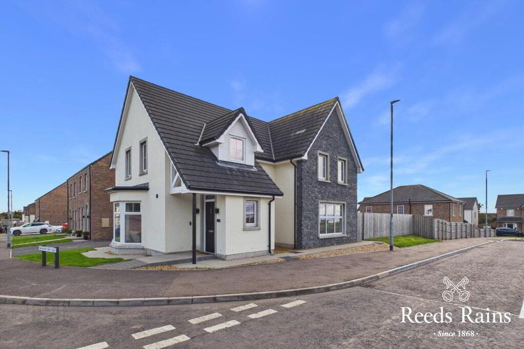 2 Bashford Park Road, Carrickfergus, BT38 7FR