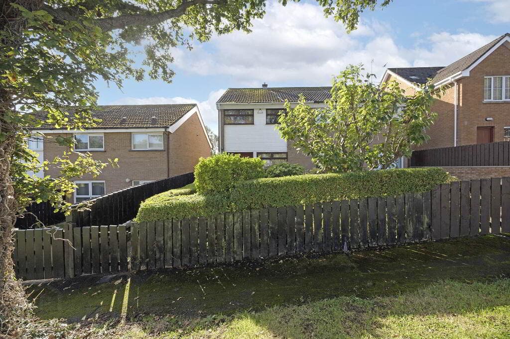 702 Pinebank, Craigavon, BT65 5DA