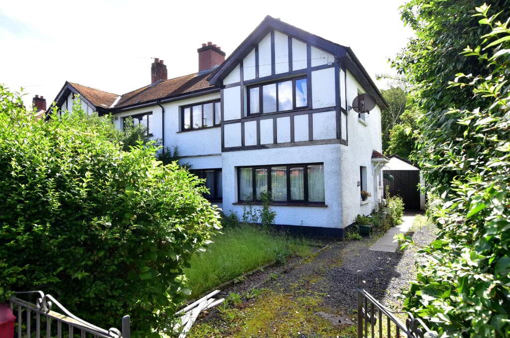 32 Queensway, Derriaghy, Lisburn, BT17 9HG