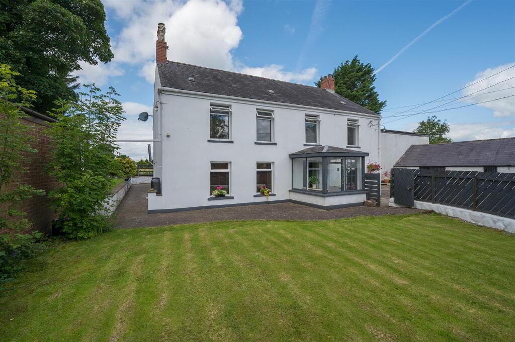 122 Hydepark Road, Newtownabbey, BT36 4PZ