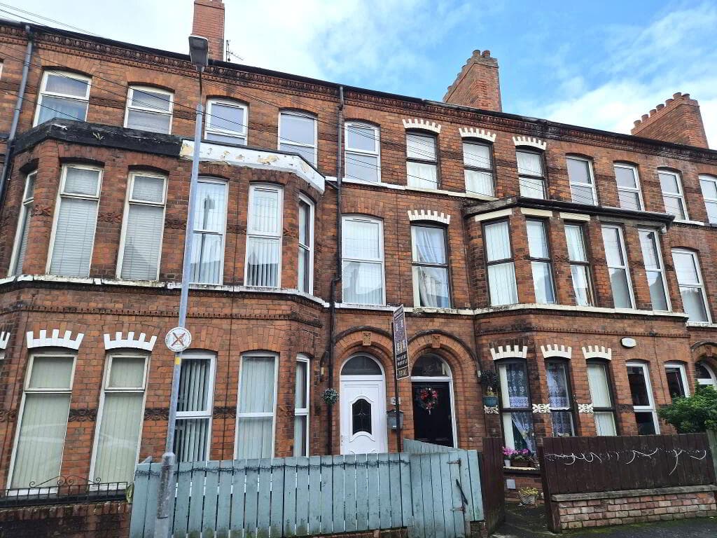26 Willowbank Gardens, Antrim Road, Belfast, BT15 5AH