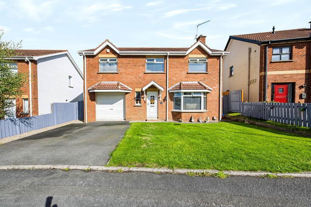 45 Gilpins Manor, Lurgan, Craigavon, BT66 8AG
