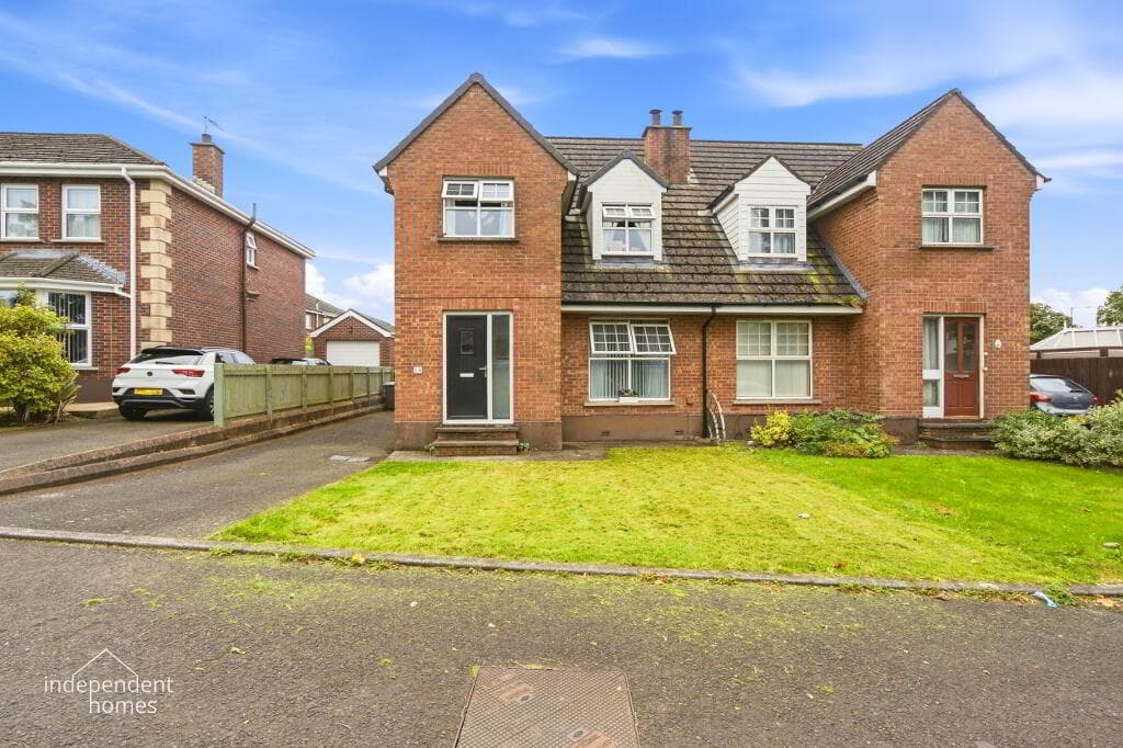 15 Walnut Road, Larne, BT40 2WE