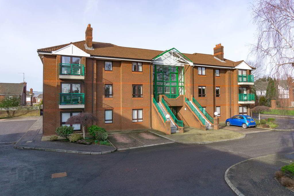 Apt 10, Malone Beeches, Belfast, BT9 6UB