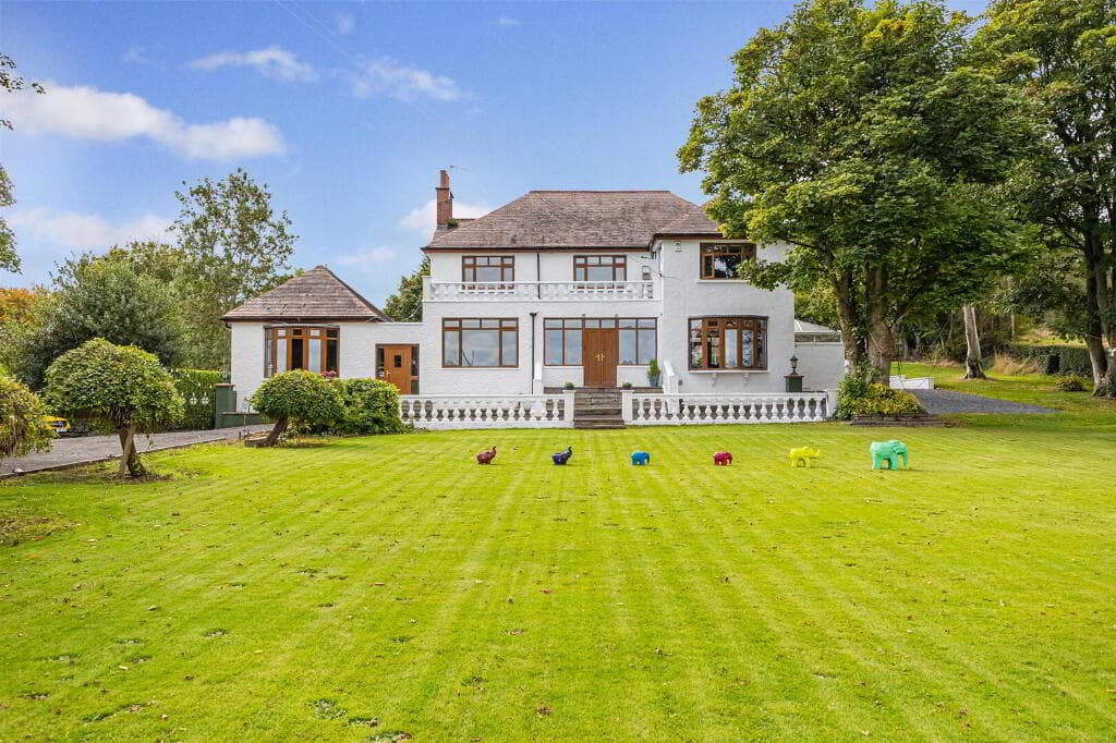 341 Comber Road, Dundonald, Belfast, BT16 1XB