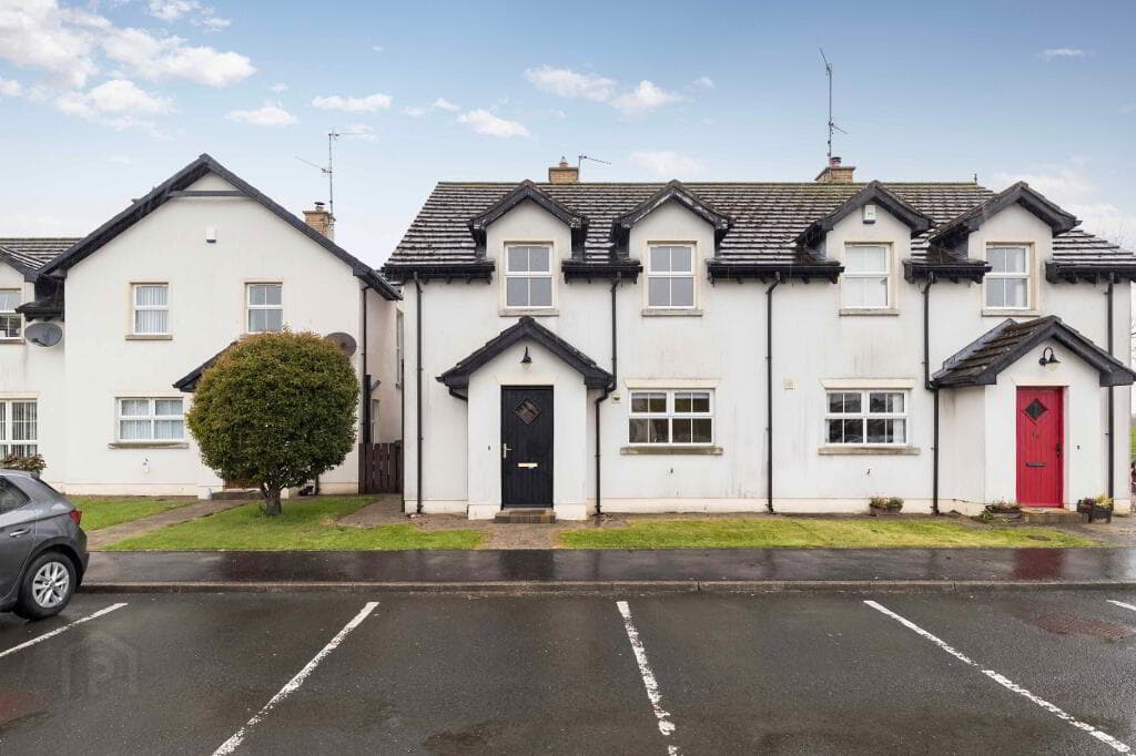 15 Iveagh Court, Blackskull, Dromore, BT25 1SF