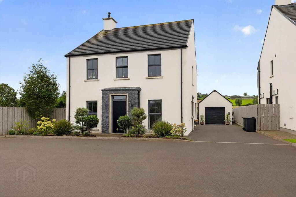 2 Church View, Hillhall Road, Lisburn, BT27 5GG