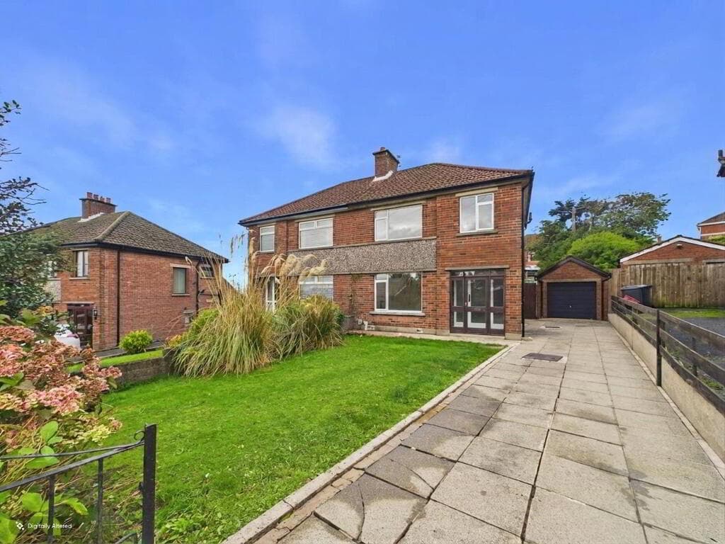 20 Glenholm Crescent, Belfast, BT8 6LS