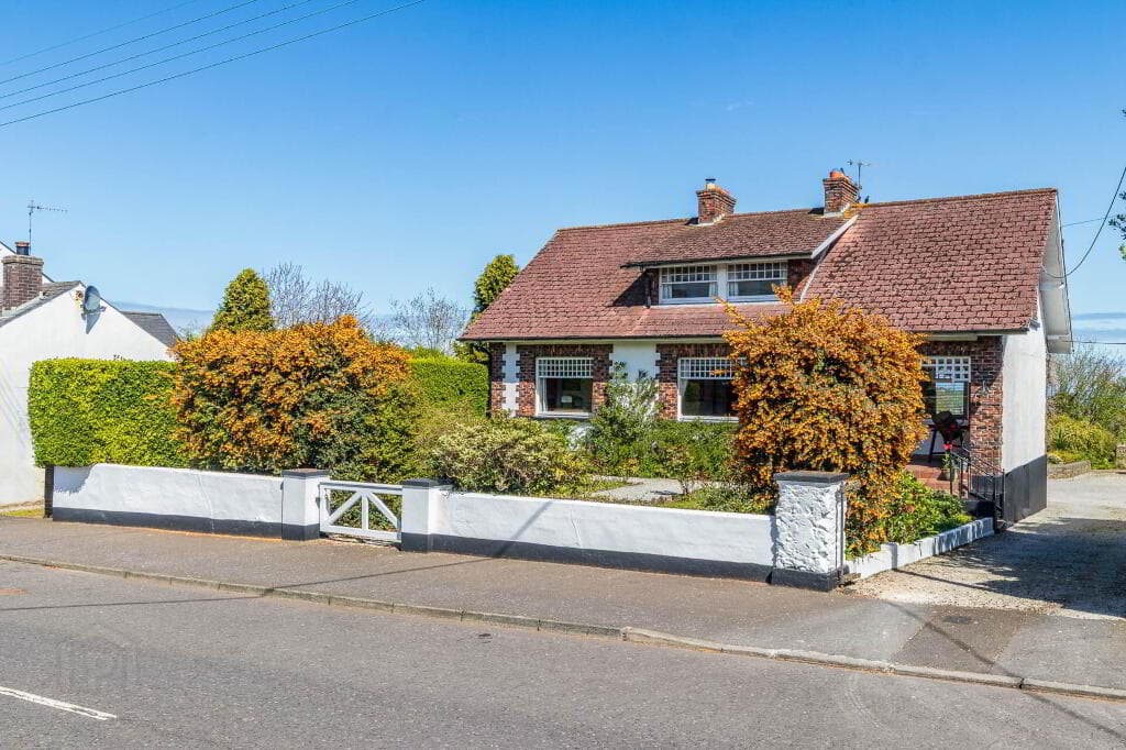 52 Main Street, Ballycarry, Carrickfergus, BT38 9HH