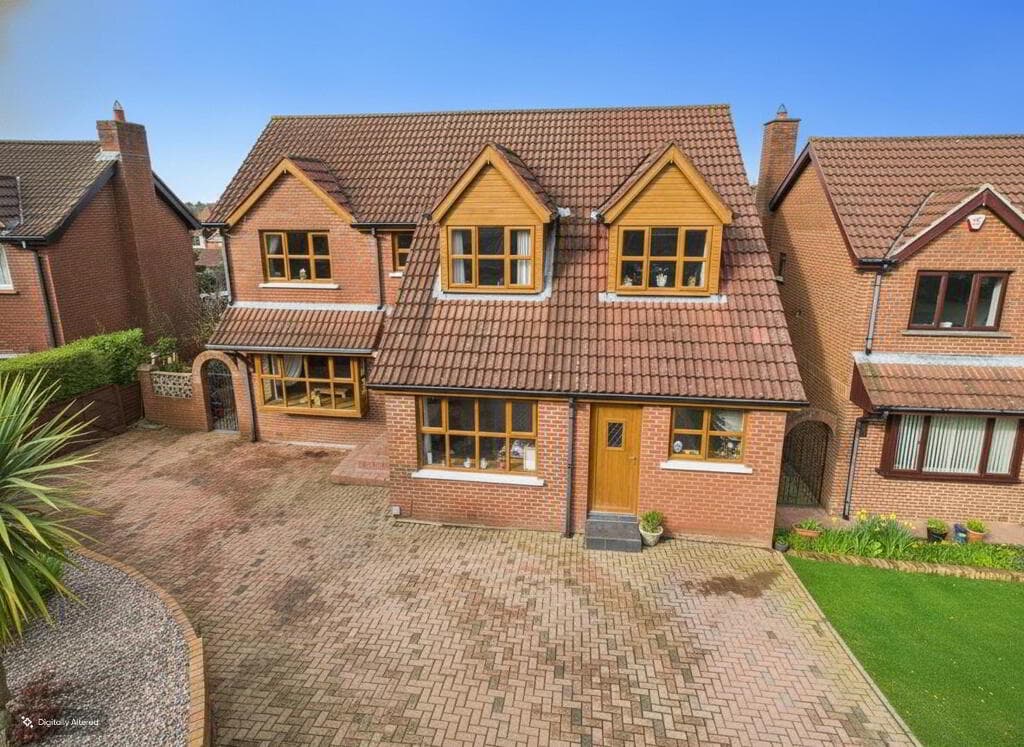 2 Castle Court, Lead Hill, Belfast, BT6 9PY