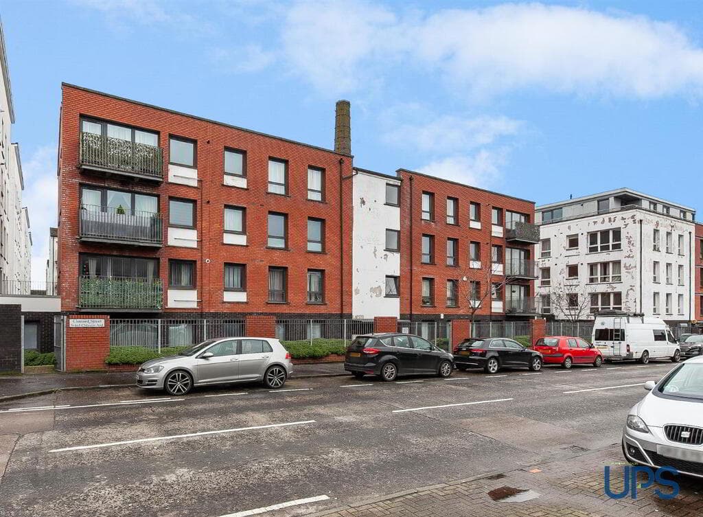 Apt 8 The Hazelton Building, 11 Clonard Street, Falls Road, Belfast, BT13 2QW