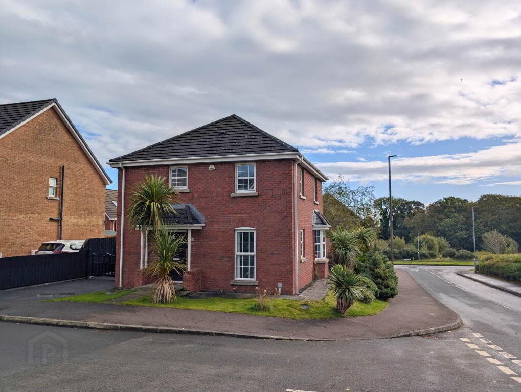 2 Hampton Drive, Larne, BT40 2FH