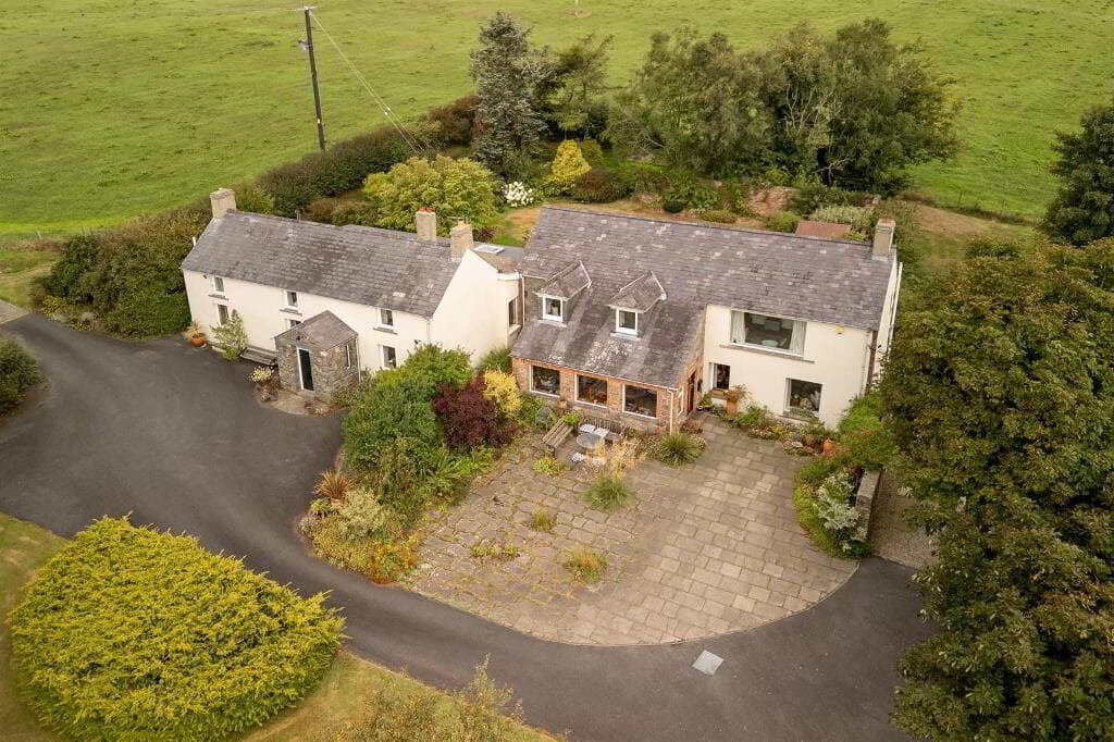 Rock House, 41 Carrowreagh Road, Dundonald, Belfast, BT16 1TS
