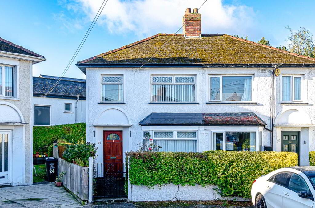 27 Ravenhill Crescent, Belfast, BT6 8JU