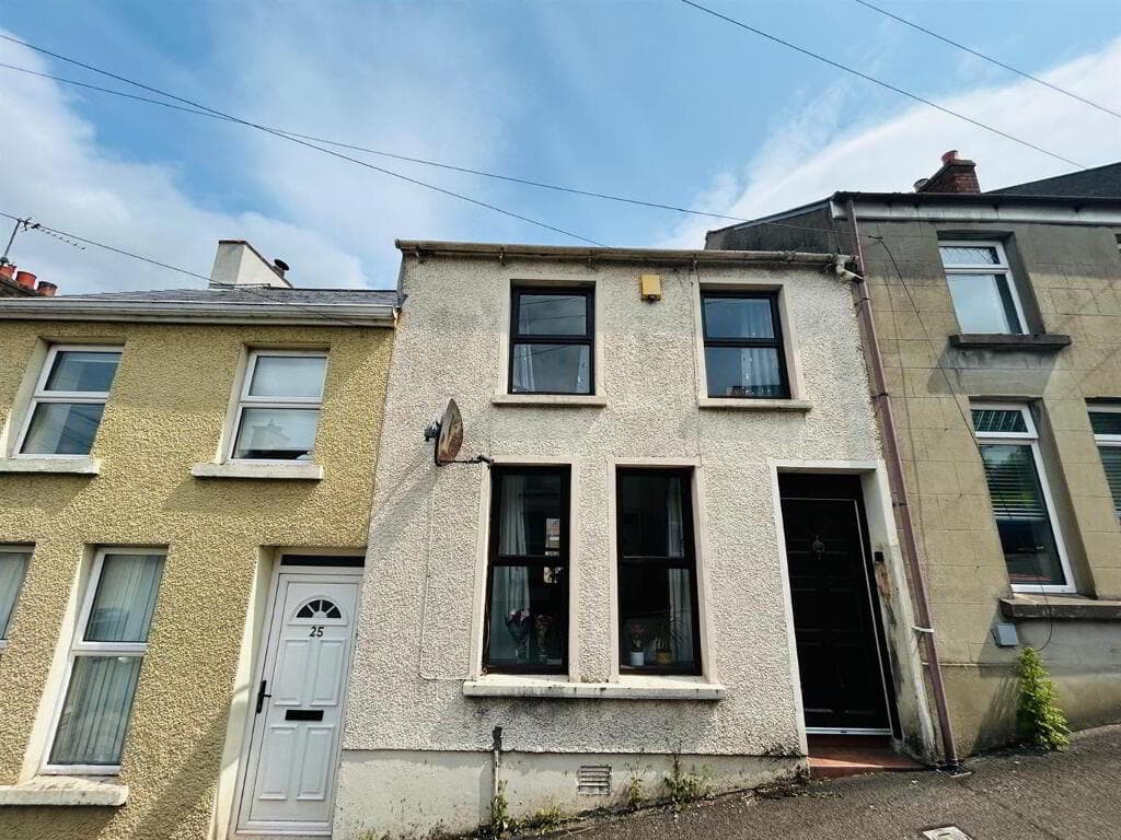 27 Cuthbert Street, L'Derry, BT47 2EX