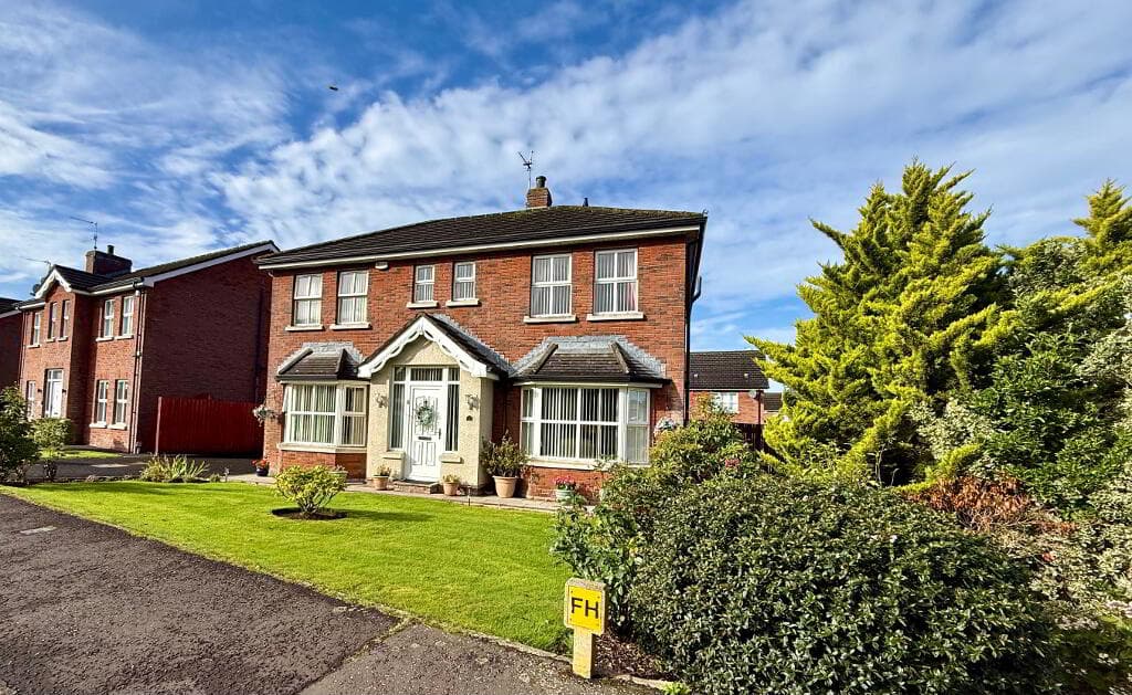 1 St James Meadow, Crumlin, BT29 4GU