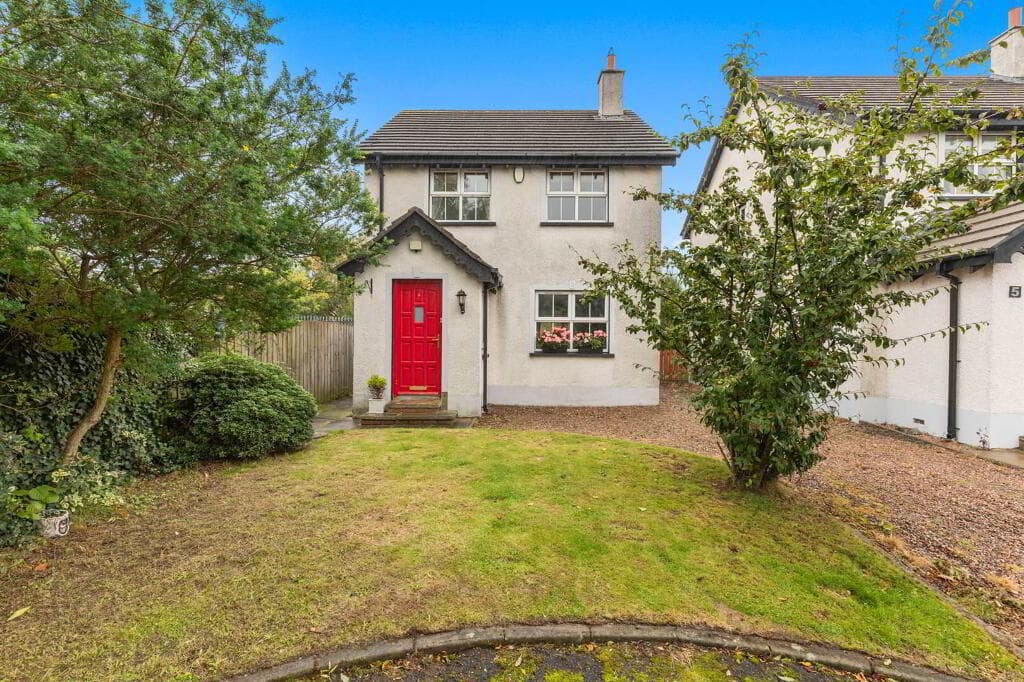 4 Churchland Close, Holywood, BT18 9LF