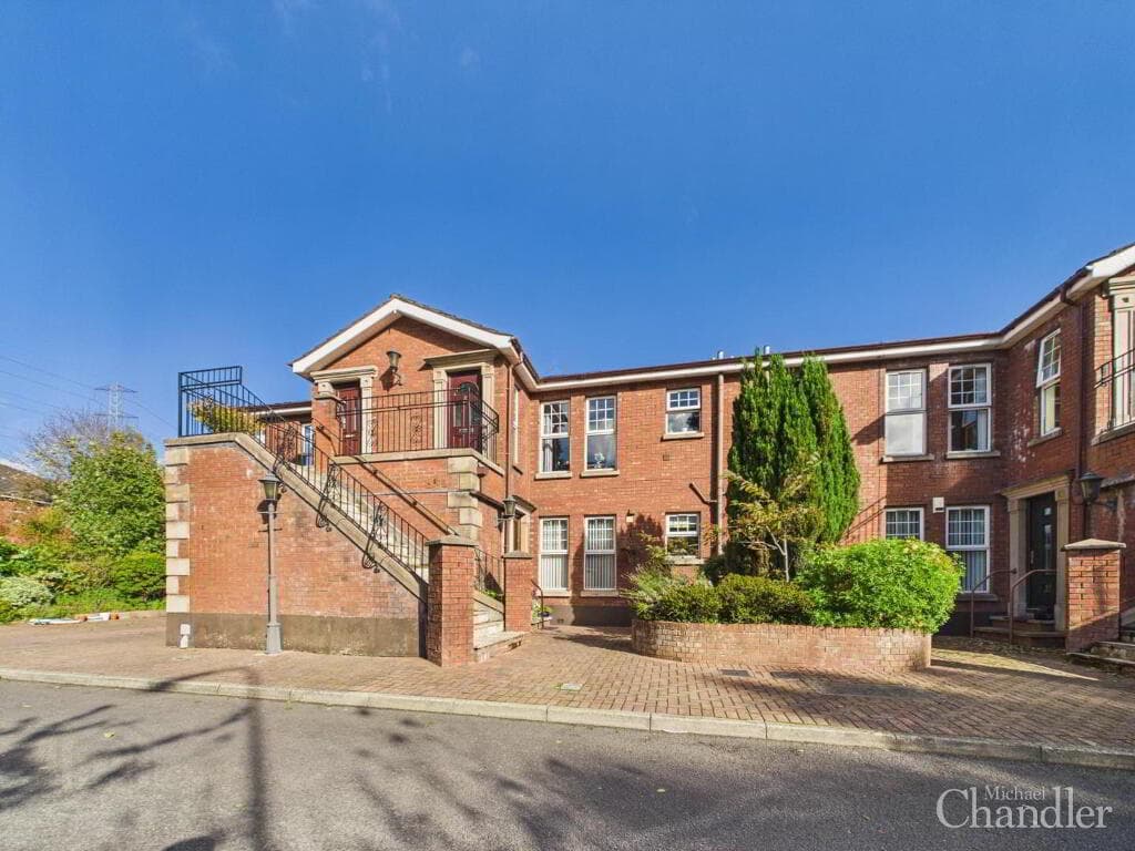 87 Ballylenaghan Park, Belfast, BT8 6WR