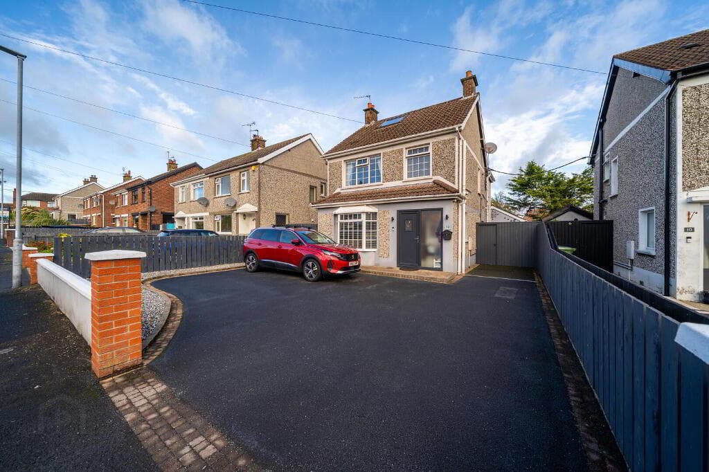 12 Wellington Park, Bangor, BT20 4PJ
