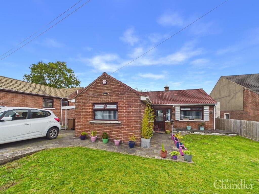 9 Hollygate Park, Carryduff, Belfast, BT8 8DZ