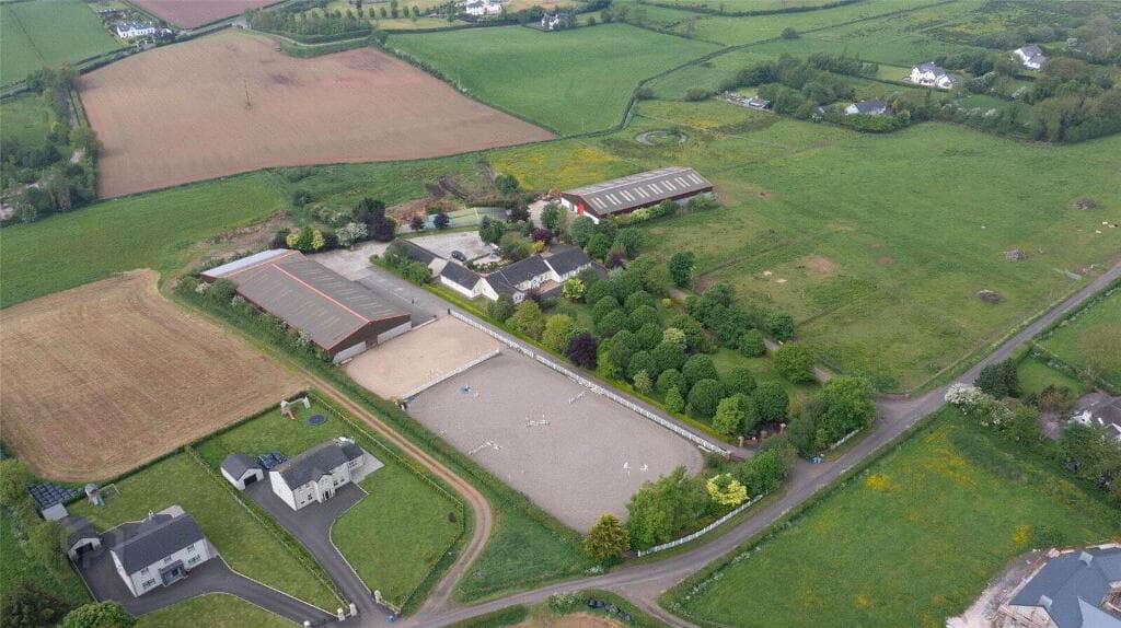 Meadowvale Equestrian Country Estate, 22 Luney Road, Magherafelt, BT45 5JW