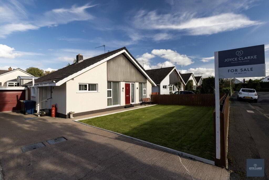 27 Magherana Park, Waringstown, BT66 7QF