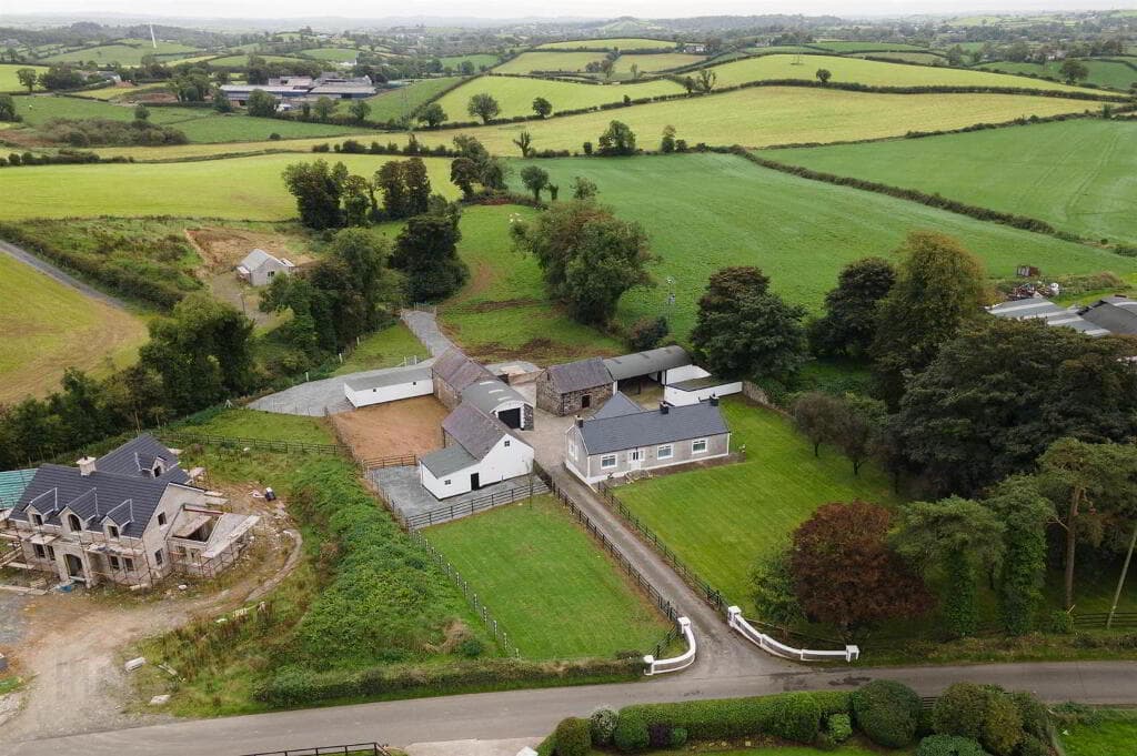 28 Oughley Road, Saintfield, Ballynahinch, BT24 7DA
