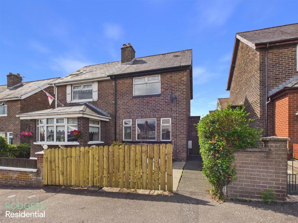 8 Prestwick Park, Belfast, BT14 6PJ