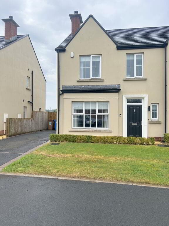 72 Foxfield Park, Coolshinney Road, Magherafelt, BT45 5FR
