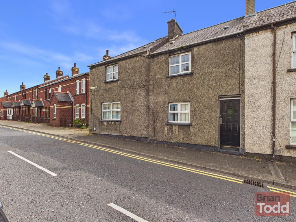 12 Glynn Road, Larne, BT40 3BB