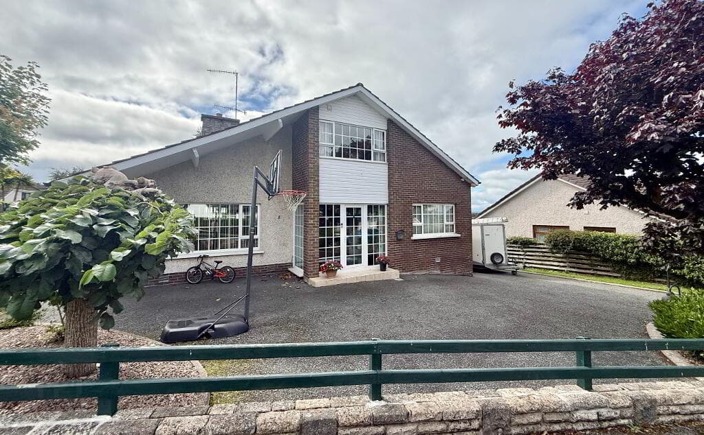 5 Ashley Heights, Armagh, BT60 1HG