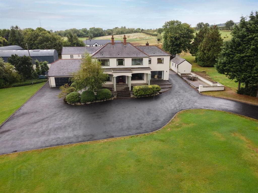 "Ballyearl House", 39 Ballynure Road, Newtownabbey, BT36 5SL