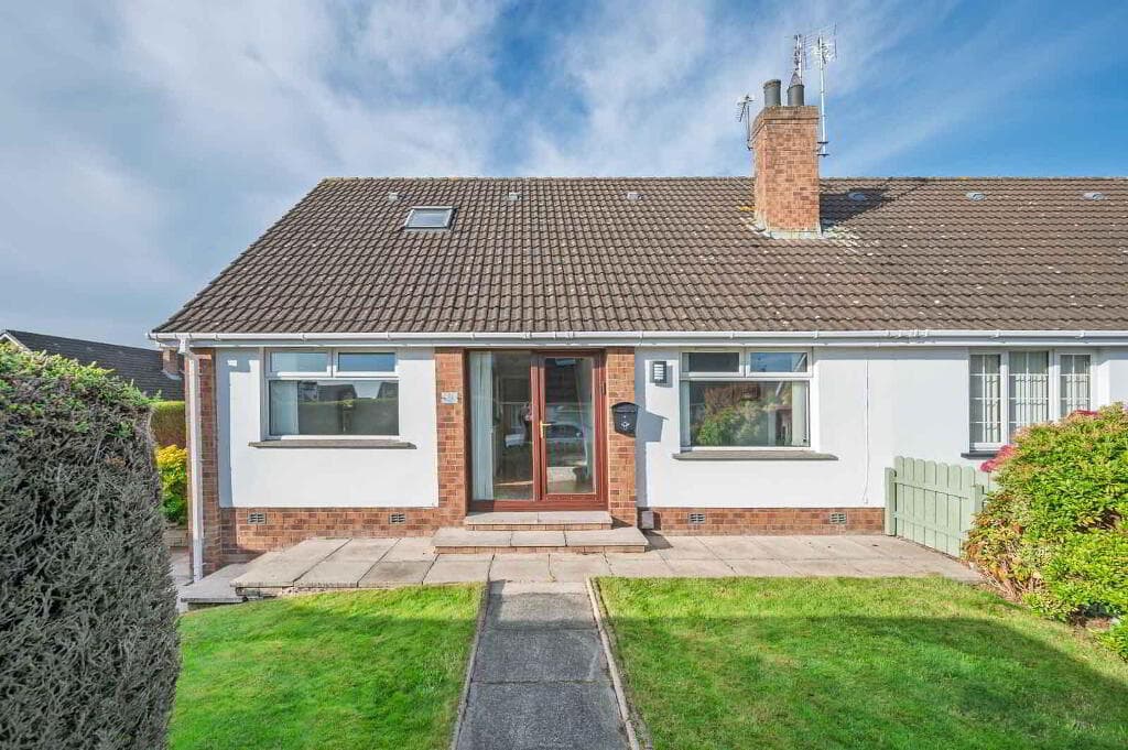 1 Fernbank Close, Bangor, BT19 6ZE