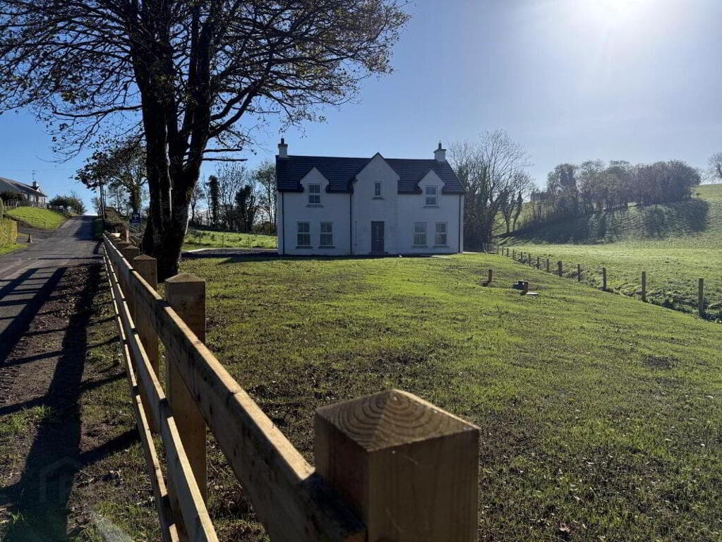 126 St. Dympnas Road, Dromore, Omagh, BT78 3DJ