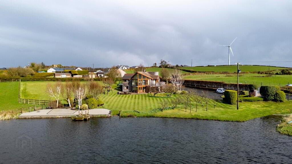 41 Lisbarnet Road, Comber, Newtownards, BT23 6AW