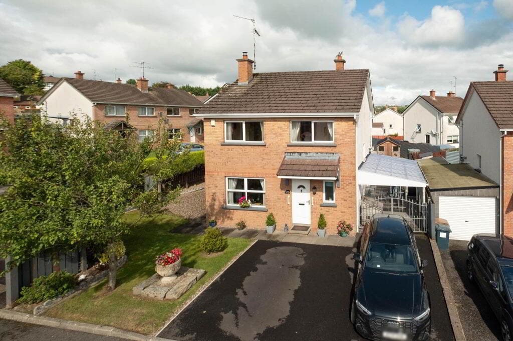 20 College Park Lane, Enniskillen, BT74 6GF