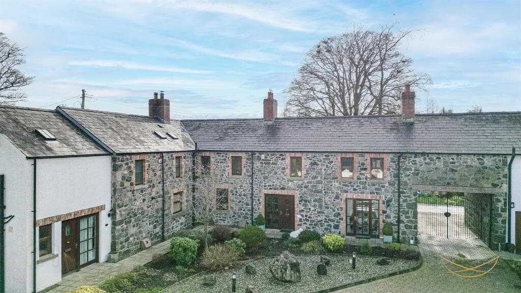 2 Dixons Corner, Doagh, Ballyclare, BT39 0UF