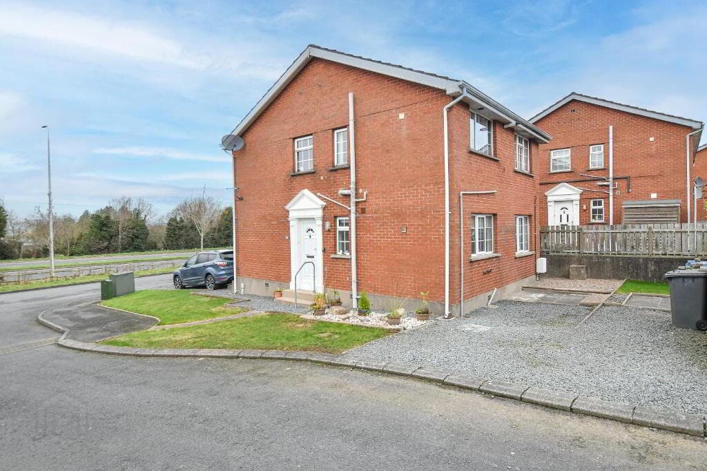 24 Strathearn Court, Holywood, BT18 9NR
