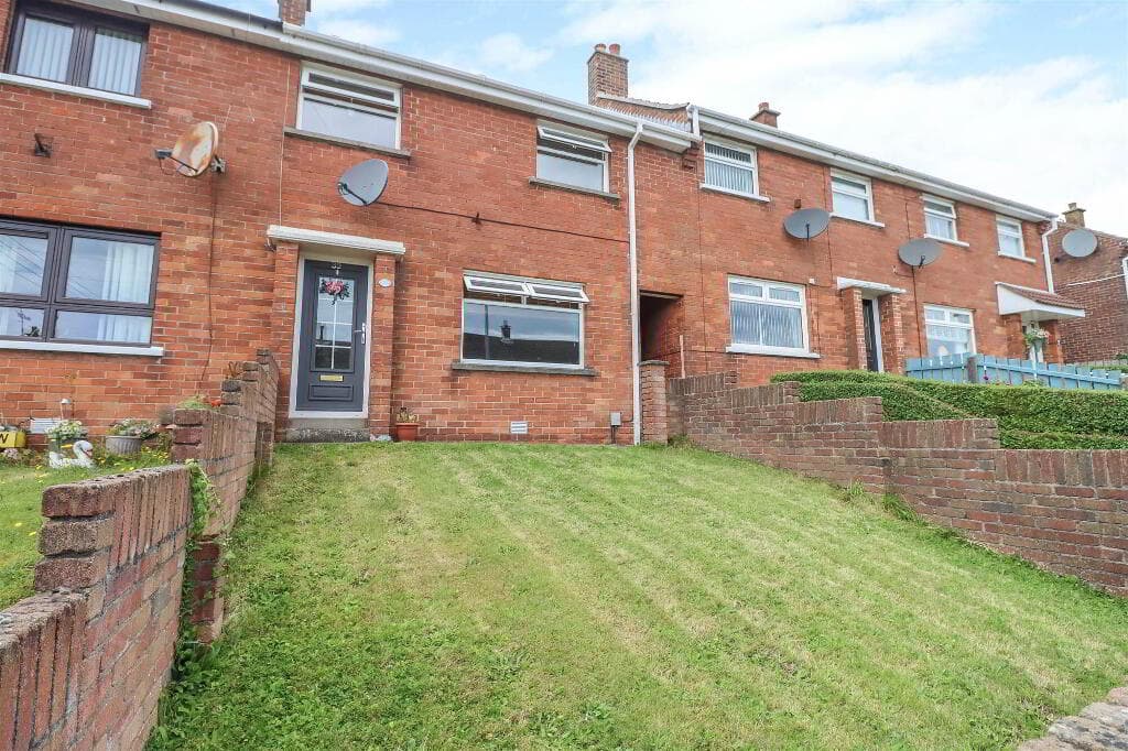 39 Brooklands Road, Dundonald, Belfast, BT16 2PD