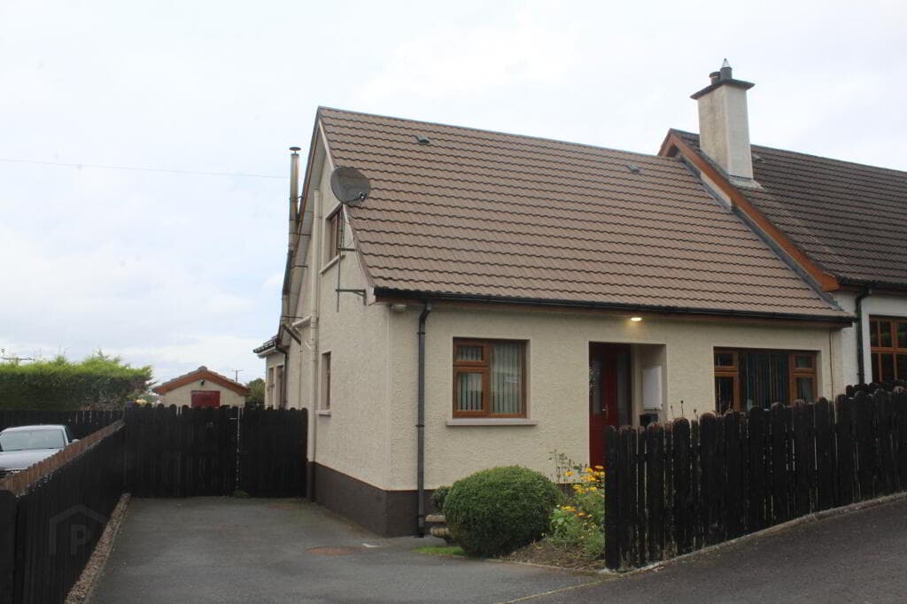 10 Carrick Close, Burren, Warrenpoint, Newry, BT34 3AT