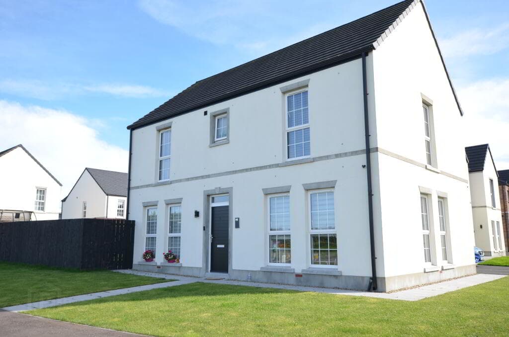 51 South Lake Park, Craigavon, BT64 1BE