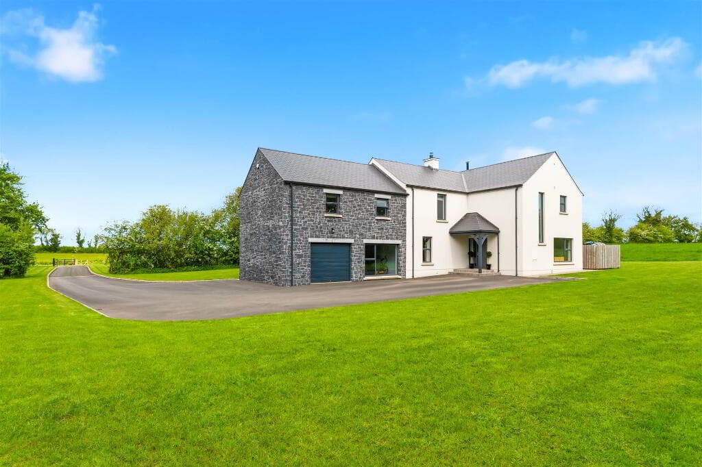 3 'Fort Lodge', Ballytweedy Manor, 150 Seven Mile Straight, Templepatrick, BT41 4FZ