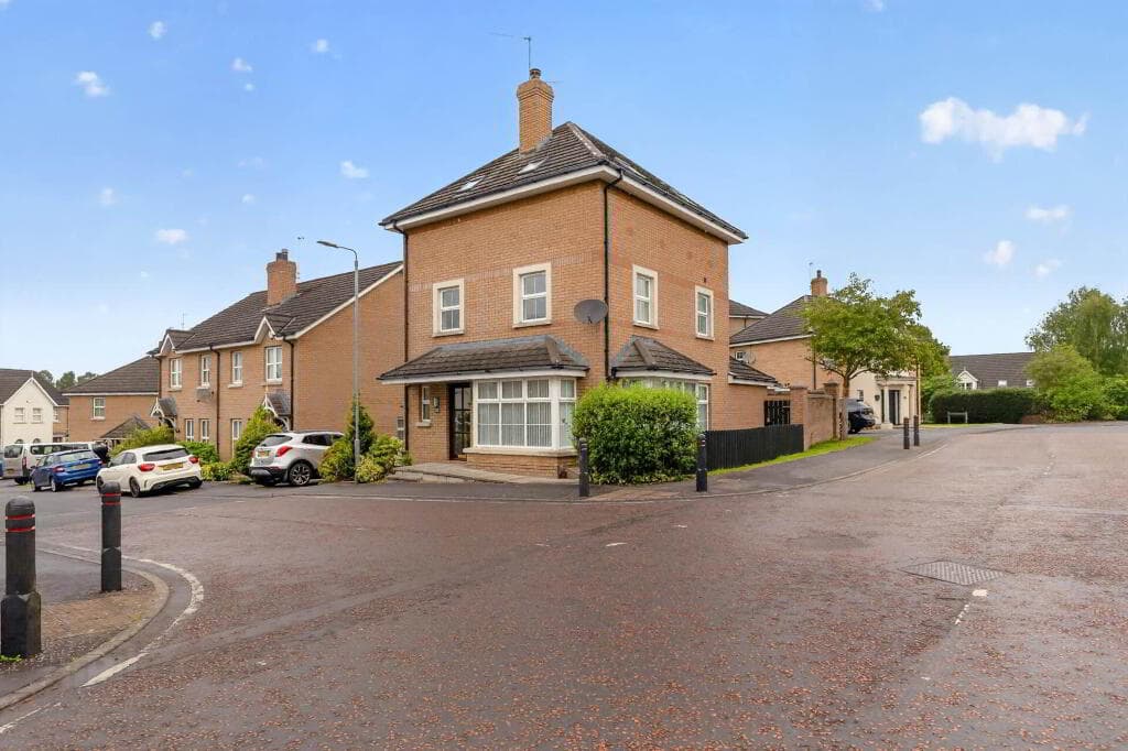 57 Mornington Avenue, Lisburn, BT28 2WP
