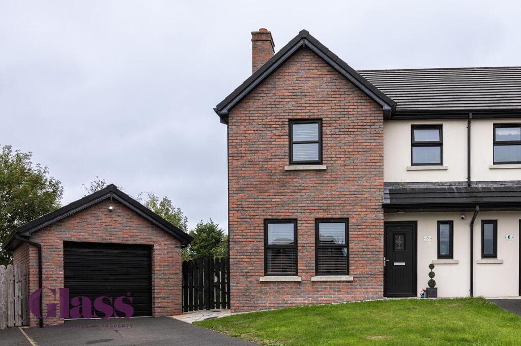 8 Bachelors Park, Portadown, Craigavon, BT63 5QX