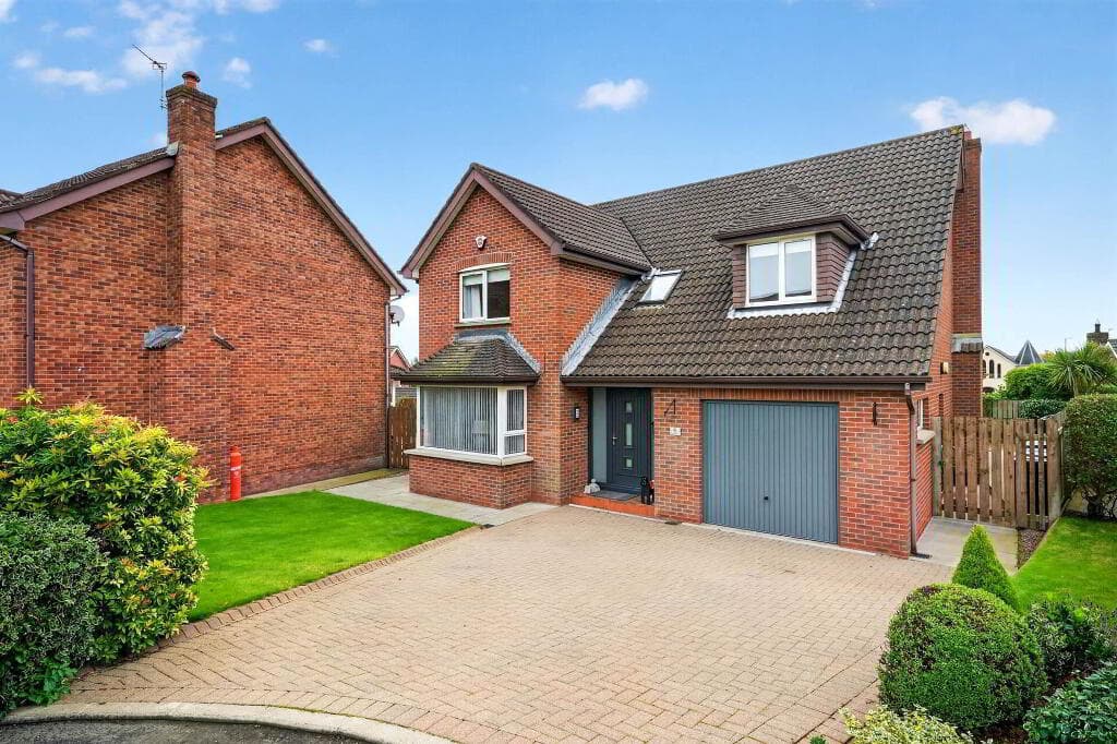 6 Moorfield Court, Comber, Newtownards, BT23 5WD